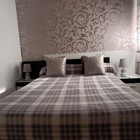 Piso Amplio De 3 Habitaciones, 2 Banos, Ascensor Y Parking بوريانا المظهر الخارجي الصورة