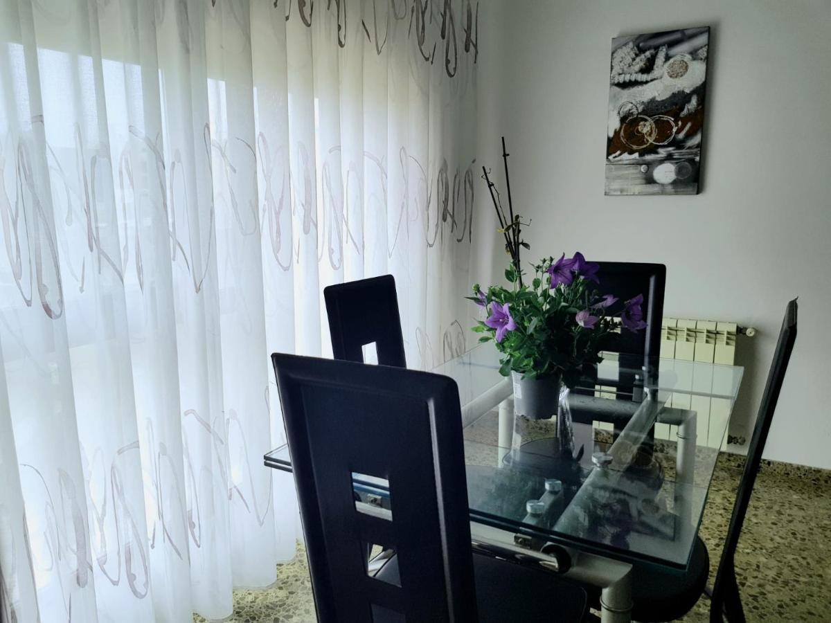 Piso Amplio De 3 Habitaciones, 2 Banos, Ascensor Y Parking بوريانا المظهر الخارجي الصورة