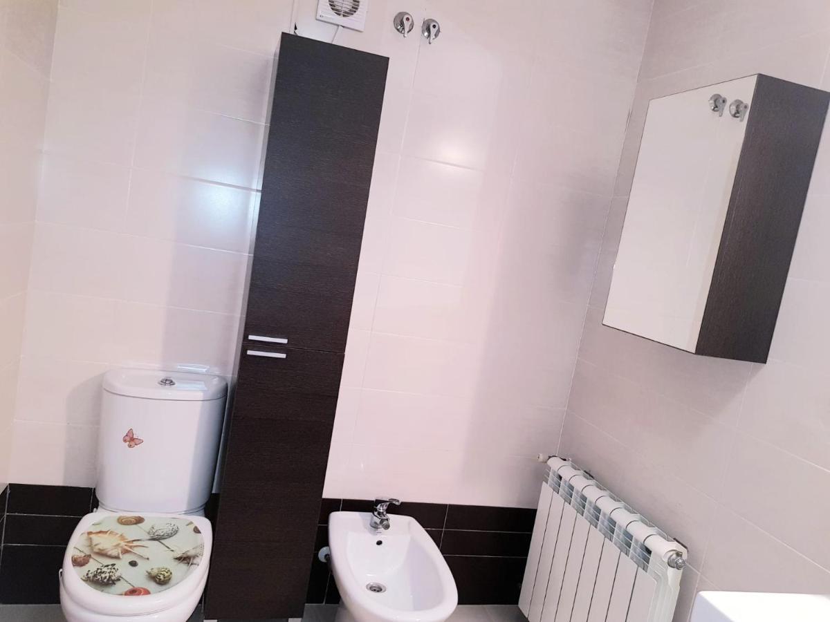 Piso Amplio De 3 Habitaciones, 2 Banos, Ascensor Y Parking بوريانا المظهر الخارجي الصورة