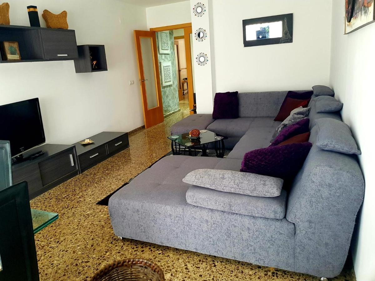 Piso Amplio De 3 Habitaciones, 2 Banos, Ascensor Y Parking بوريانا المظهر الخارجي الصورة